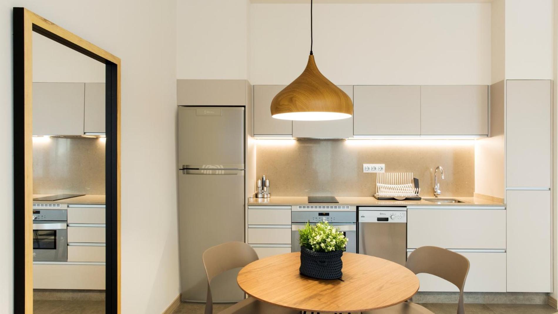 Fisa Rentals Ramblas Apartments Барселона Екстер'єр фото